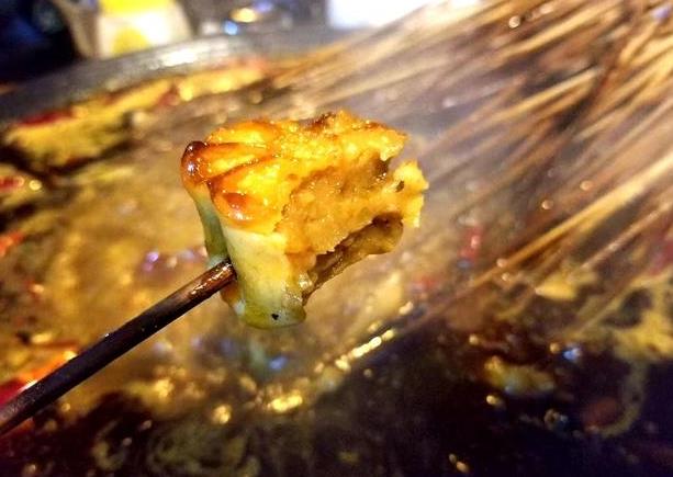 火鍋串串香月餅，別有一番驚異滋味，值得嘗試