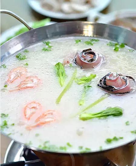 秋天到了，學(xué)學(xué)這5款火鍋湯底的做法吧！