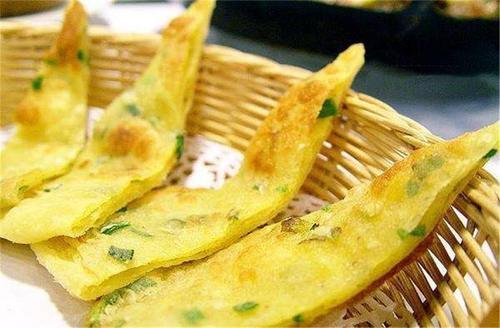 秘制蔥油餅，層次分明又入味，所有詳細(xì)技巧都在這里了！