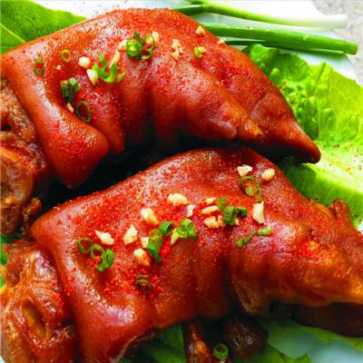 烤豬蹄技術(shù)培訓(xùn)班哪里好？烤豬蹄制作無(wú)需腌制調(diào)味簡(jiǎn)單