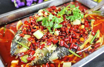 成都哪里學(xué)正宗烤魚技術(shù)做法？學(xué)習(xí)期間實(shí)際操作