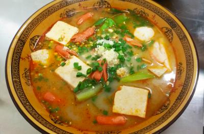 學做麻辣燙技術(shù)培訓中心哪里好？餐飲培訓中心