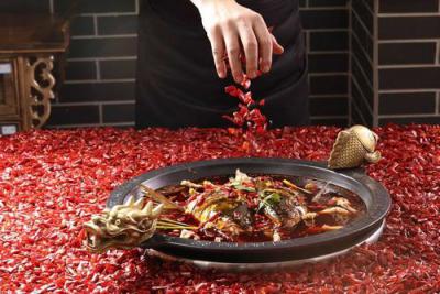 美蛙魚頭火鍋技術(shù)培訓(xùn)在哪里？美蛙魚頭火鍋培訓(xùn)學(xué)校