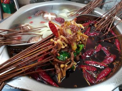 學(xué)習(xí)火鍋串串香技術(shù)培訓(xùn)要花多少錢？味道更醇厚