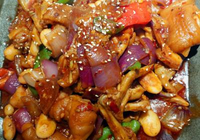 選擇干鍋技術(shù)培訓(xùn)學(xué)校哪里比較好？