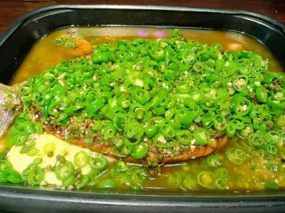 學(xué)做烤魚技術(shù)培訓(xùn)做法哪里好？資料配方來稱克