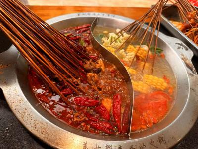 熱鹵串串技術(shù)培訓(xùn)多少錢？成都火鍋串串香培訓(xùn)