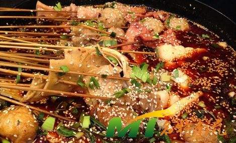 成都串串香培訓(xùn)班哪家好？培訓(xùn)成都串串冒菜多少錢？