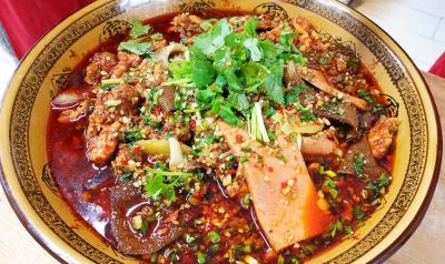 冒菜技術(shù)培訓(xùn)哪里好點(diǎn)？重慶冒菜制作技藝學(xué)習(xí)中心